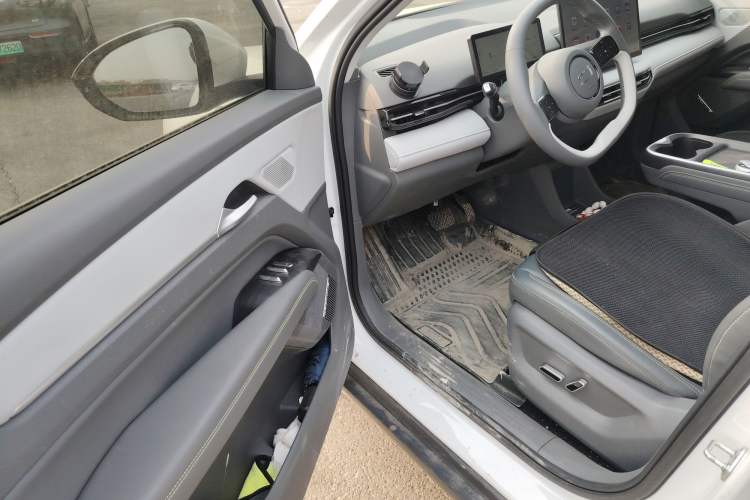 Used Bestune Yueyi 03 2025 565km Enjoy Edition Driver Seat
