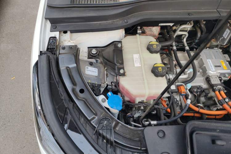 Used Bestune Yueyi 03 2025 445km Joyful Edition Engine Bay Right