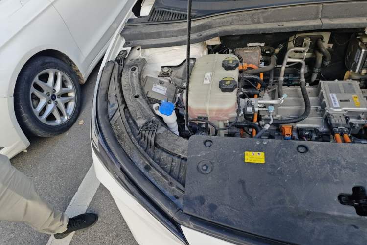 Used Bestune Yueyi 03 2025 565km Premium Edition Engine Bay Right