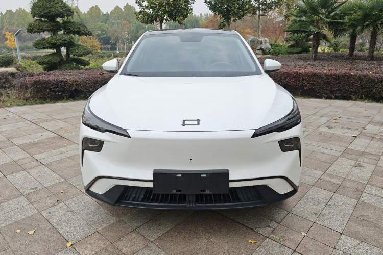 Used Bestune Yueyi 03 2025 445km Joyful Edition Exterior 1
