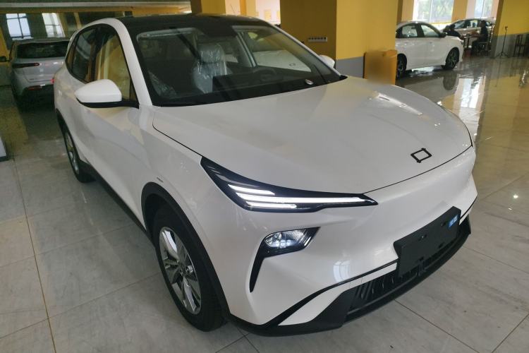 Used Bestune Yueyi 03 2025 445km Joyful Edition Exterior 1