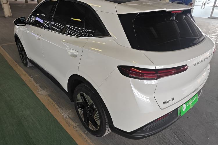 Used Bestune Yueyi 03 2025 565km Premium Edition Exterior 2