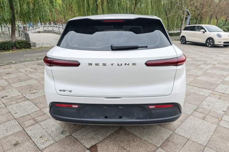 Used Bestune Yueyi 03 2025 445km Joyful Edition Exterior 4