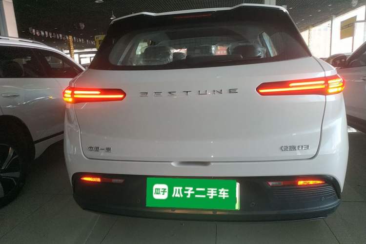 Used Bestune Yueyi 03 2025 565km Premium Edition Exterior 4