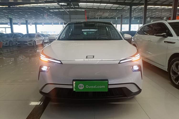 Used Bestune Yueyi 03 2025 445km Joyful Edition Front