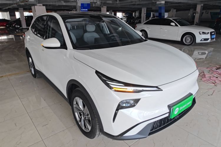 Used Bestune Yueyi 03 2025 445km Joyful Edition Front Right 45 Deg