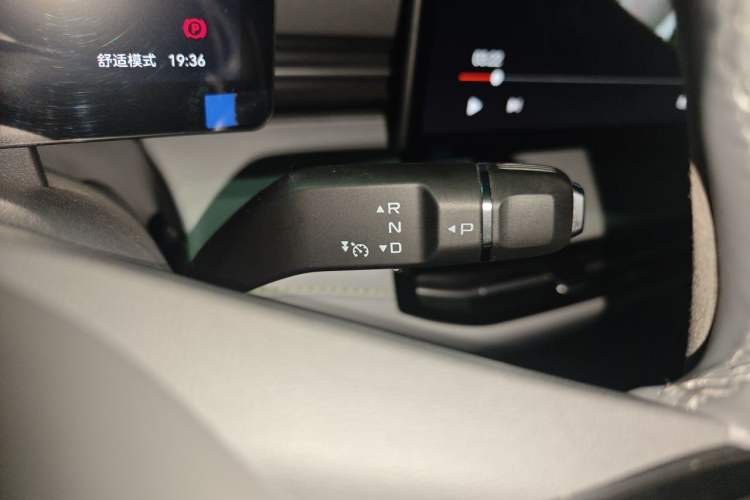 Used Bestune Yueyi 03 2025 565km Enjoy Edition Gear Lever