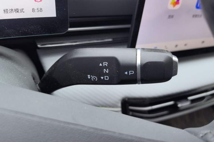 Used Bestune Yueyi 03 2025 565km Enjoy Edition Gear Lever