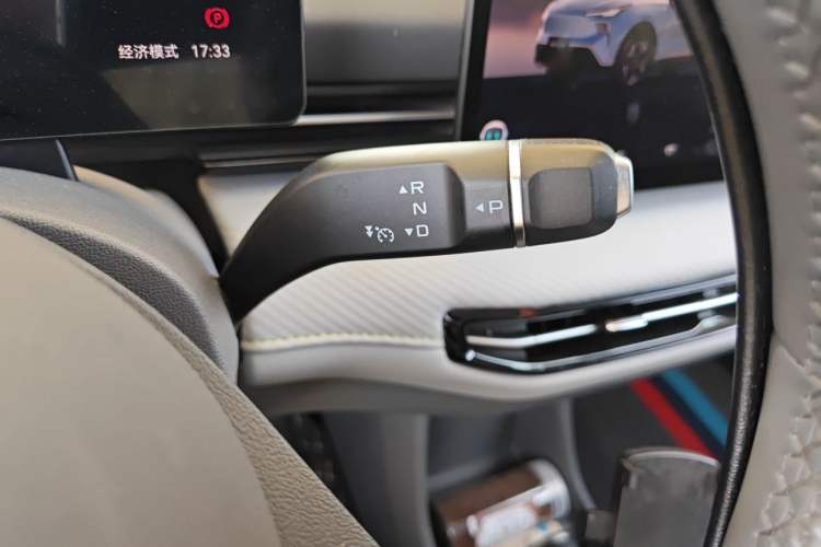 Used Bestune Yueyi 03 2025 565km Enjoy Edition Gear Lever