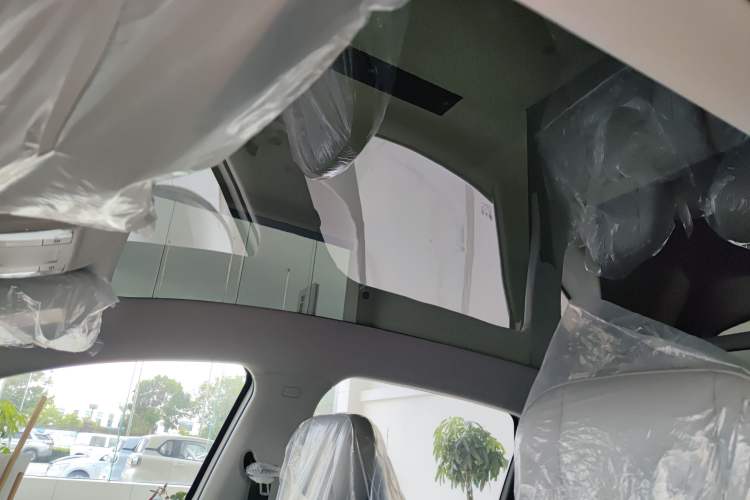 Used Bestune Yueyi 03 2025 565km Enjoy Edition Headliner
