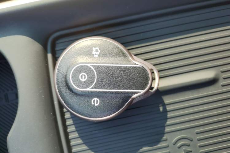 Used Bestune Yueyi 03 2025 445km Joyful Edition Interior 1