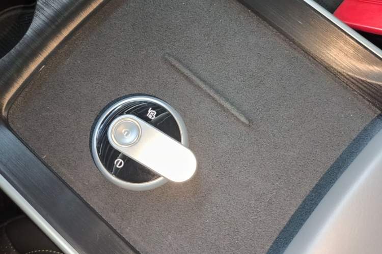 Used Bestune Yueyi 03 2025 565km Premium Edition Interior 1