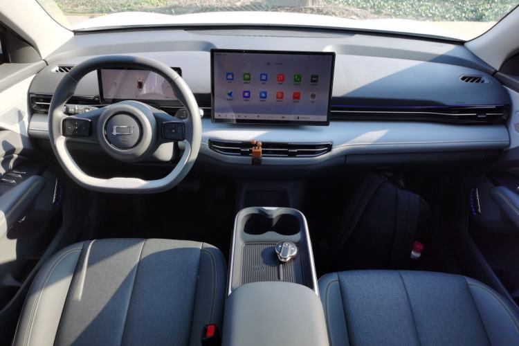Used Bestune Yueyi 03 2025 445km Joyful Edition Interior 2