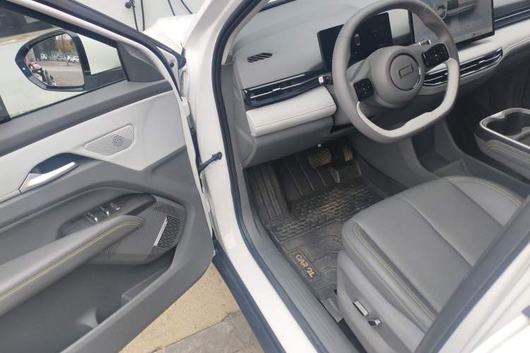 Used Bestune Yueyi 03 2025 445km Joyful Edition Interior 3