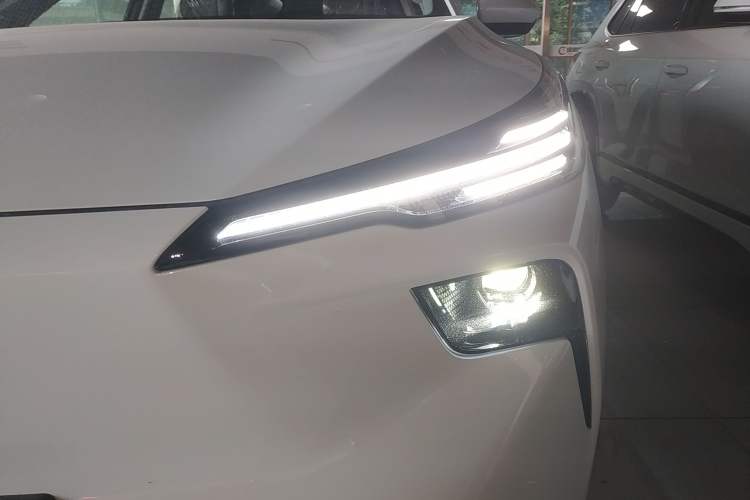 Used Bestune Yueyi 03 2025 565km Premium Edition Left Front Headlight