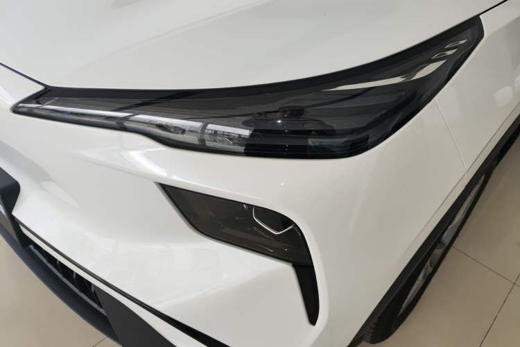 Used Bestune Yueyi 03 2025 565km Enjoy Edition Left Front Headlight