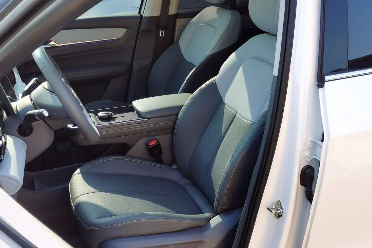 Used Bestune Yueyi 03 2025 445km Joyful Edition Left Front Seat