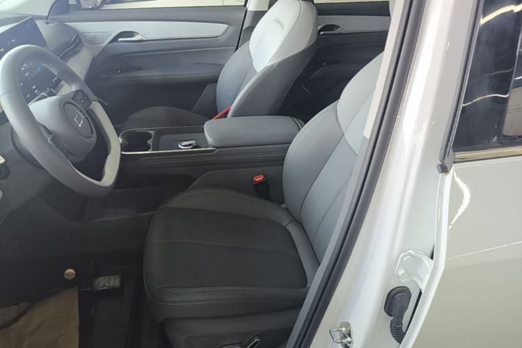 Used Bestune Yueyi 03 2025 565km Premium Edition Left Front Seat