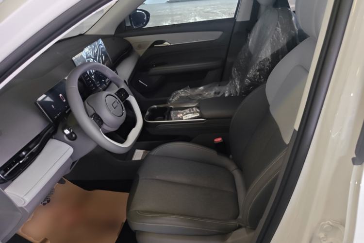 Used Bestune Yueyi 03 2025 565km Premium Edition Left Front Seat