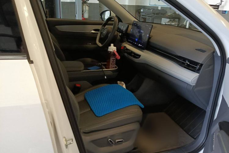 Used Bestune Yueyi 03 2025 565km Premium Edition Left Front Seat