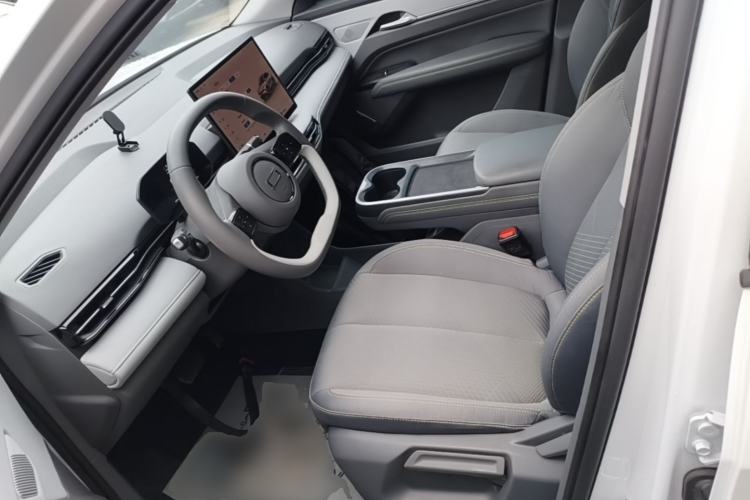 Used Bestune Yueyi 03 2025 445km Quality Selection Edition Left Front Seat