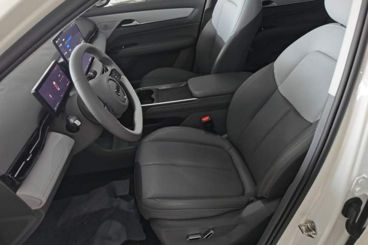 Used Bestune Yueyi 03 2025 445km Joyful Edition Left Front Seat