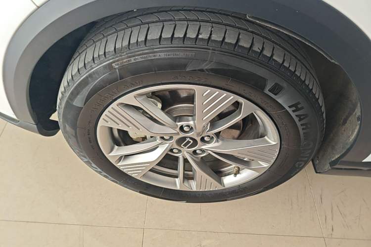 Used Bestune Yueyi 03 2025 565km Enjoy Edition Left Front Wheel Hub