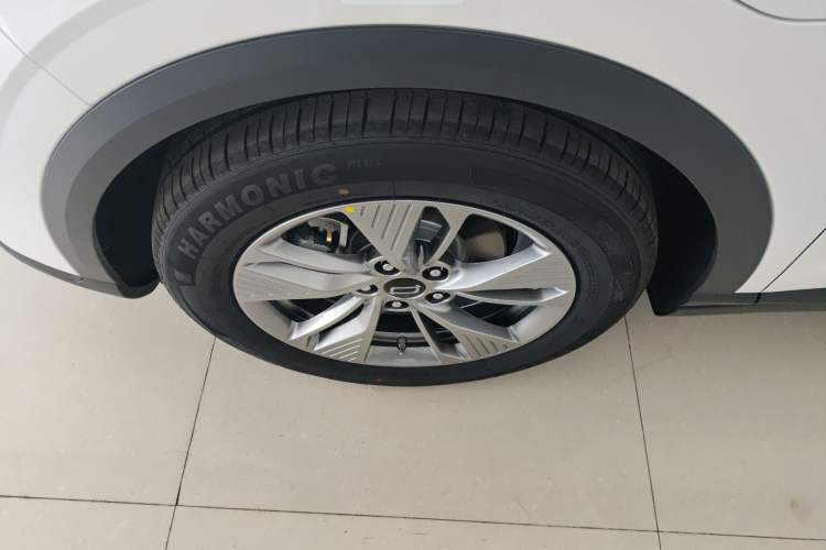 Used Bestune Yueyi 03 2025 565km Enjoy Edition Left Front Wheel Hub