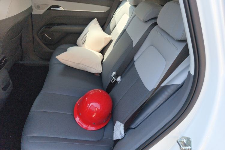 Used Bestune Yueyi 03 2025 565km Comfort Edition Left Rear Seat