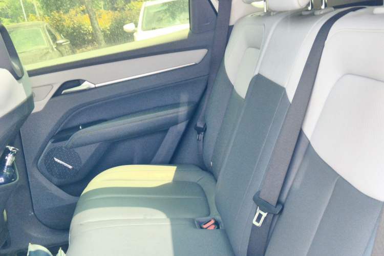 Used Bestune Yueyi 03 2025 565km Enjoy Edition Left Rear Seat