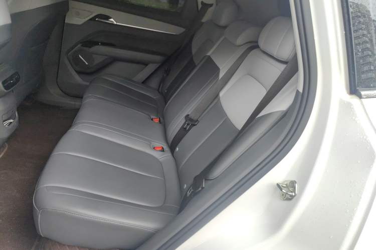 Used Bestune Yueyi 03 2025 565km Enjoy Edition Left Rear Seat