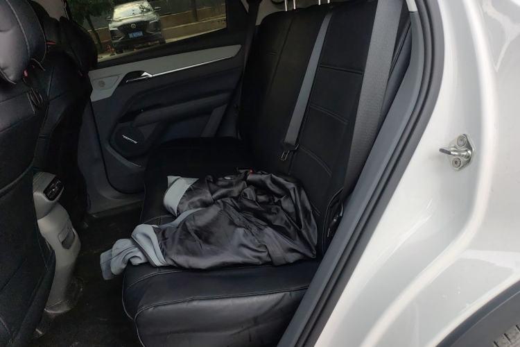 Used Bestune Yueyi 03 2025 445km Joyful Edition Left Rear Seat
