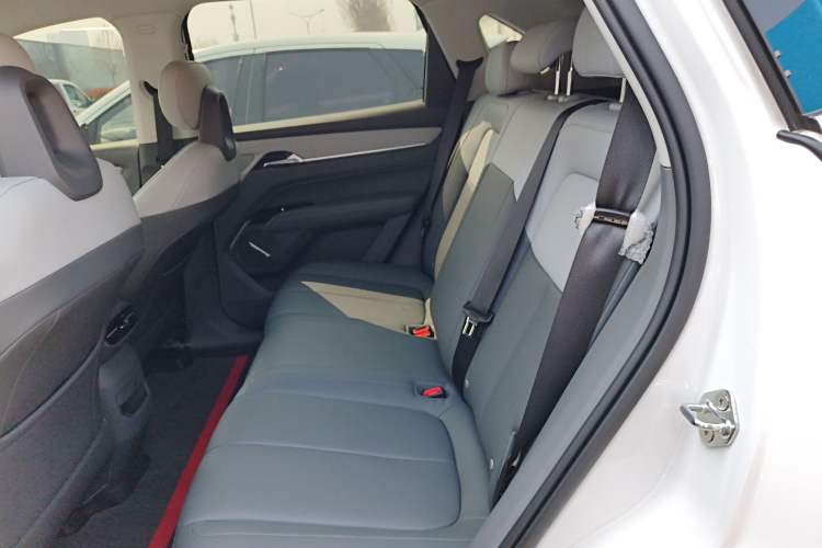 Used Bestune Yueyi 03 2025 565km Enjoy Edition Left Rear Seat