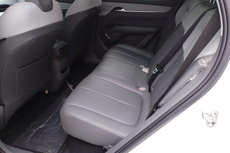 Used Bestune Yueyi 03 2025 565km Enjoy Edition Left Rear Seat