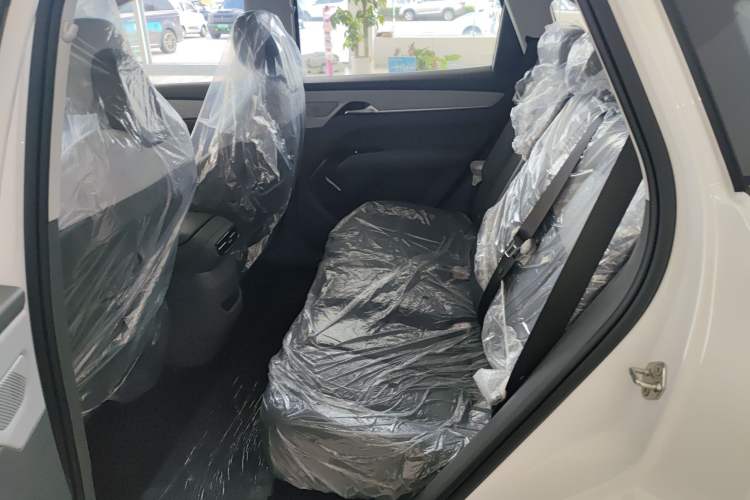 Used Bestune Yueyi 03 2025 565km Enjoy Edition Left Rear Seat