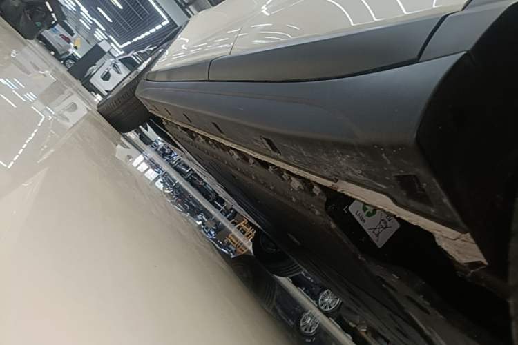 Used Bestune Yueyi 03 2025 445km Joyful Edition Left Side Sill
