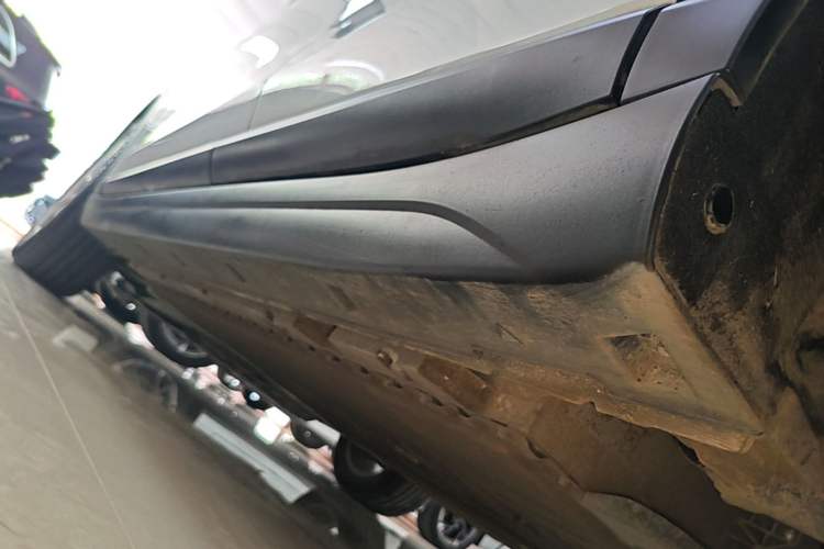 Used Bestune Yueyi 03 2025 565km Enjoy Edition Left Side Sill