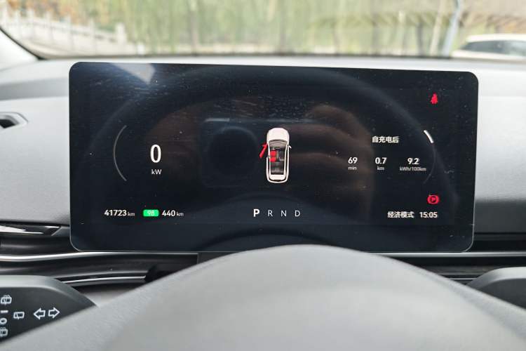 Used Bestune Yueyi 03 2025 445km Joyful Edition Odometer Close Up