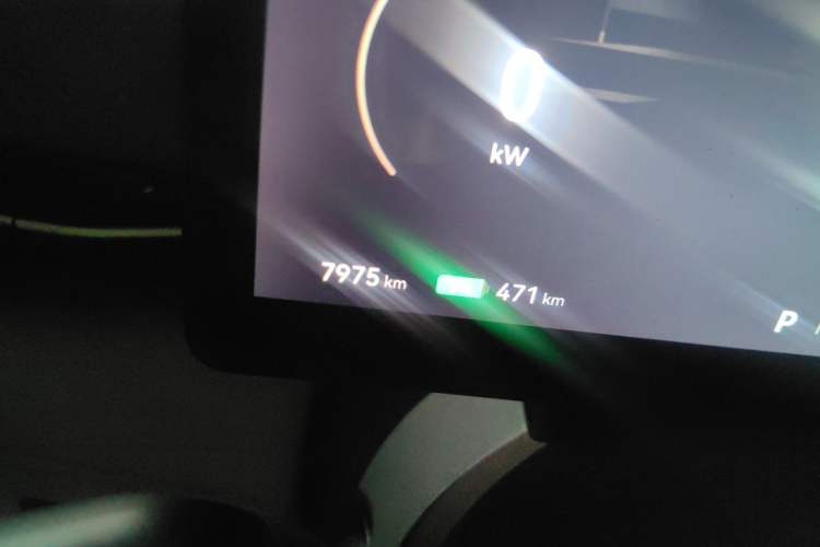Used Bestune Yueyi 03 2025 565km Premium Edition Odometer Close Up