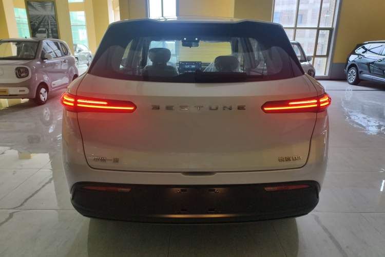 Used Bestune Yueyi 03 2025 445km Joyful Edition Rear