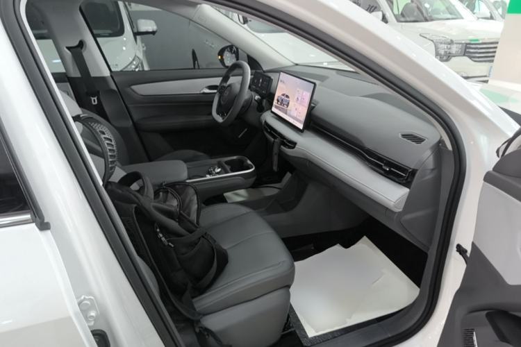 Used Bestune Yueyi 03 2025 565km Enjoy Edition Right Front Seat
