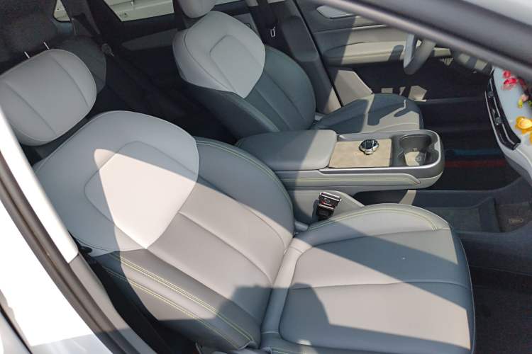 Used Bestune Yueyi 03 2025 565km Enjoy Edition Right Front Seat