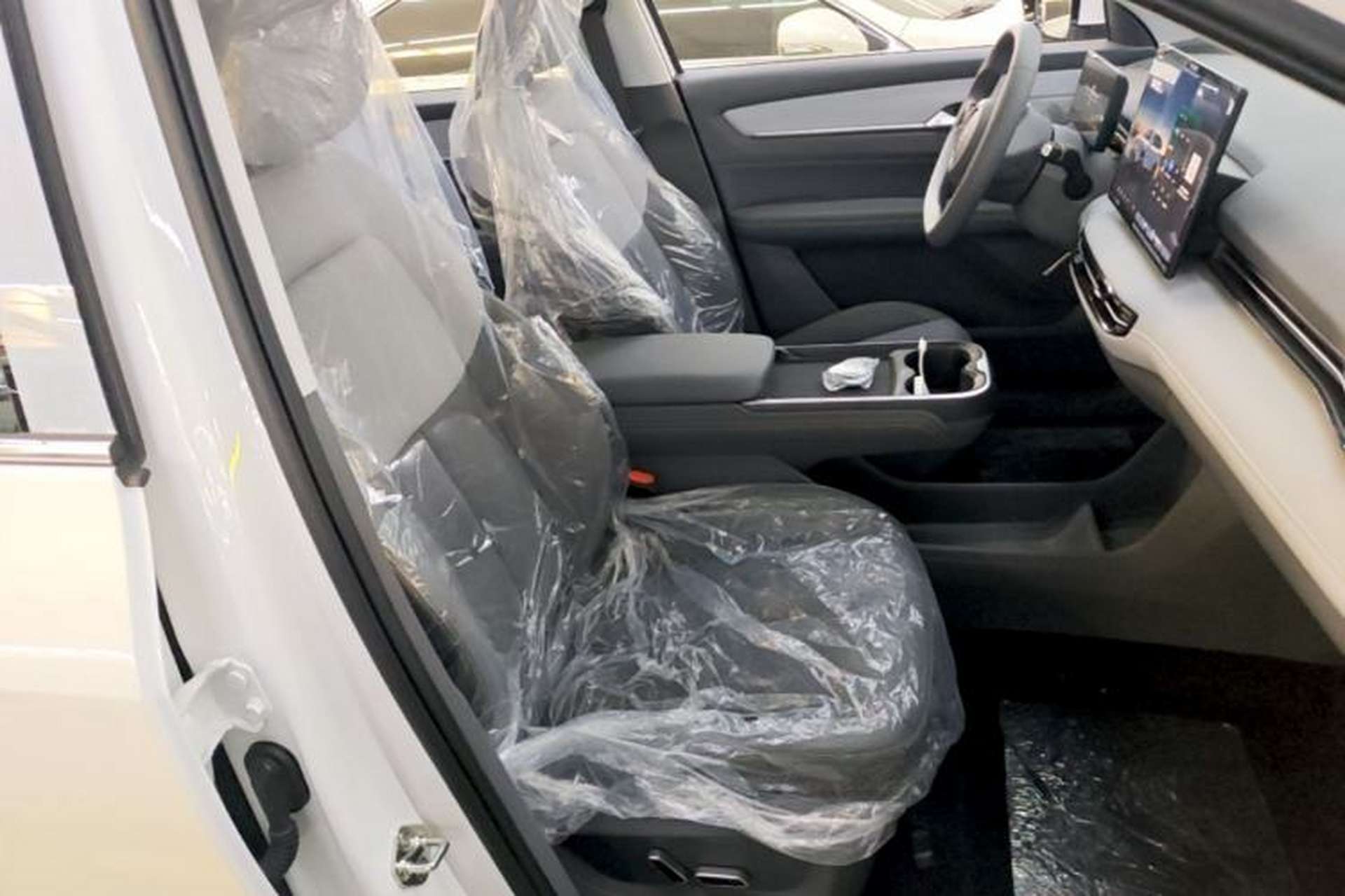 Used Bestune Yueyi 03 2025 445km Joyful Edition Right Front Seat