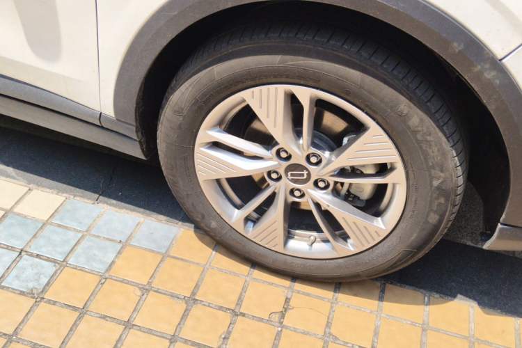 Used Bestune Yueyi 03 2025 565km Enjoy Edition Right Front Wheel Hub