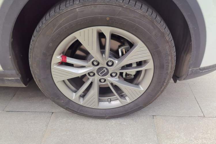 Used Bestune Yueyi 03 2025 565km Enjoy Edition Right Front Wheel Hub