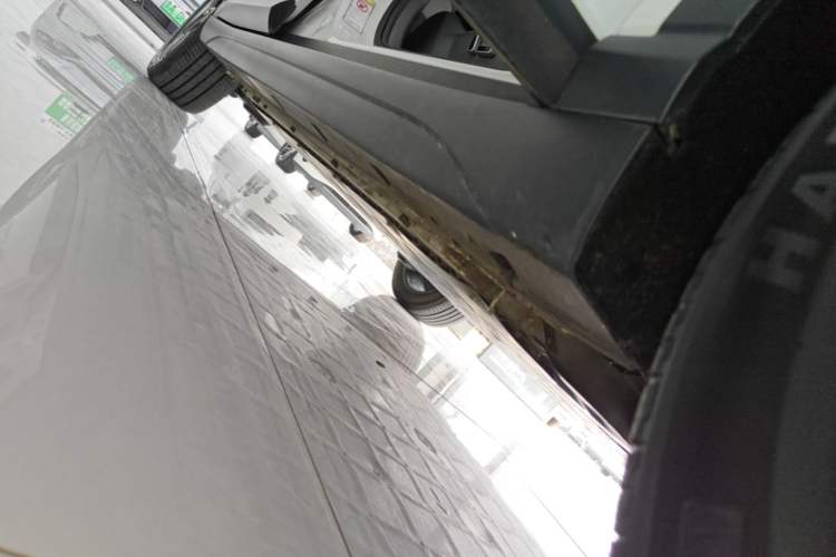 Used Bestune Yueyi 03 2025 565km Premium Edition Right Side Sill