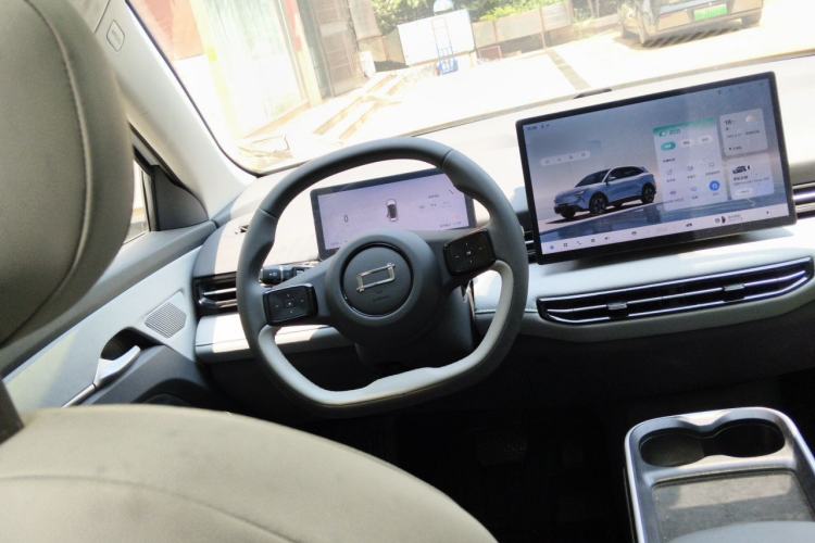 Used Bestune Yueyi 03 2025 565km Enjoy Edition Steering Wheel