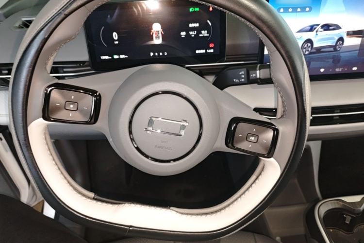 Used Bestune Yueyi 03 2025 445km Joyful Edition Steering Wheel
