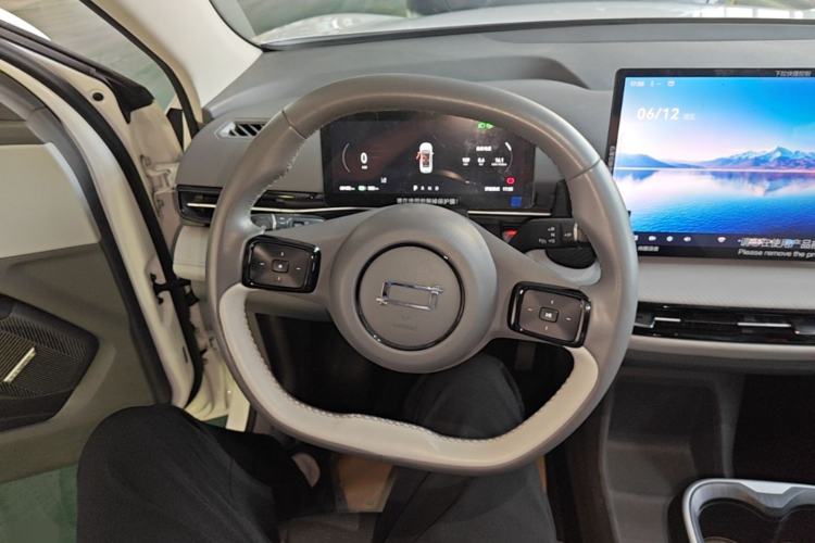 Used Bestune Yueyi 03 2025 565km Premium Edition Steering Wheel