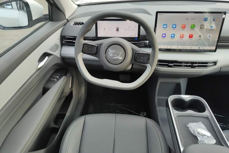 Used Bestune Yueyi 03 2025 445km Joyful Edition Steering Wheel